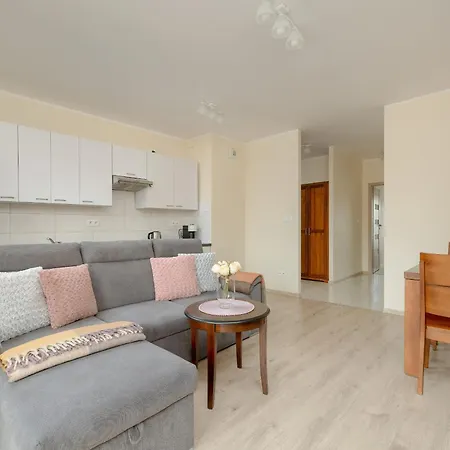 Wilczak Spacious With Free Garage By Renters *