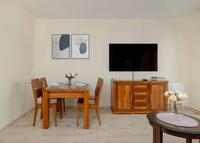 아파트 Wilczak Spacious With Free Garage By Renters 포즈난