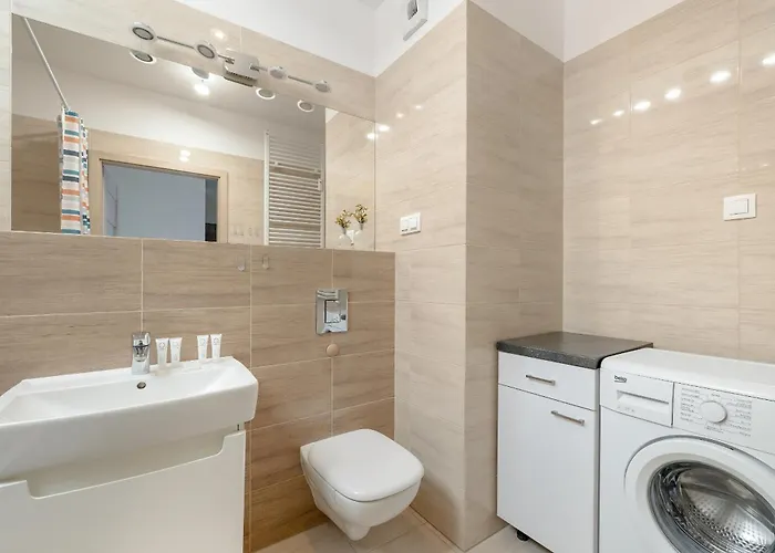 아파트 Wilczak Spacious With Free Garage By Renters