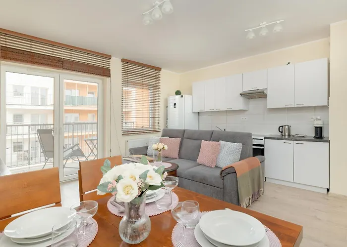 Wilczak Spacious With Free Garage By Renters