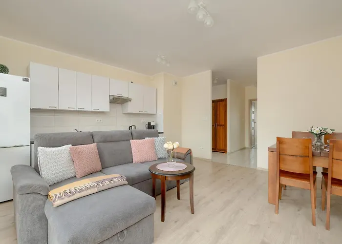 Wilczak Spacious With Free Garage By Renters *